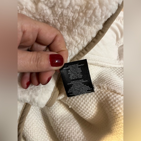 32 Degrees Women’s Snap Sherpa Jacket Cream/Brown Trim Soft & Cozy Size XS NWT’s - Picture 8 of 8